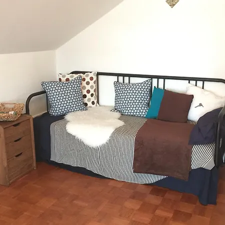 Ferienwohnung Hahnenfeld * Waldbrunn