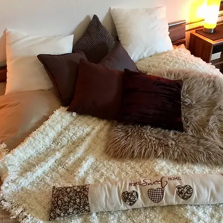 Ferienwohnung Hahnenfeld *