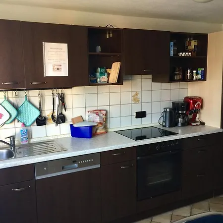 Ferienwohnung Hahnenfeld Apartman
