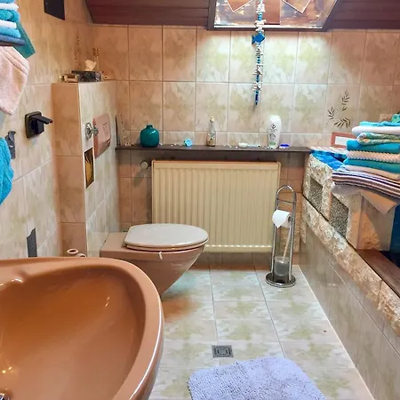 Ferienwohnung Hahnenfeld Apartman
