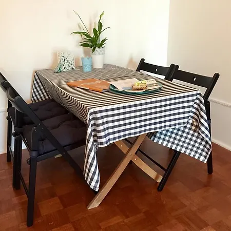Ferienwohnung Hahnenfeld * Waldbrunn