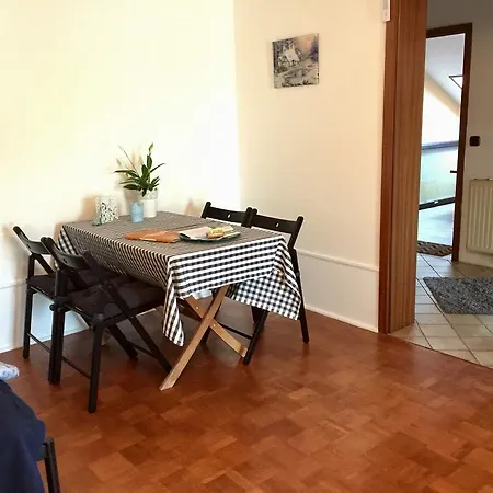 Apartman Ferienwohnung Hahnenfeld